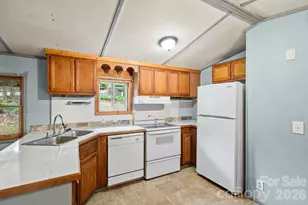 112 Hidden Forest Estate, Candler, NC 28715 - Photo 6