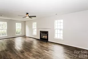 13407 Edgetree Dr, Pineville, NC 28134 - Photo 4