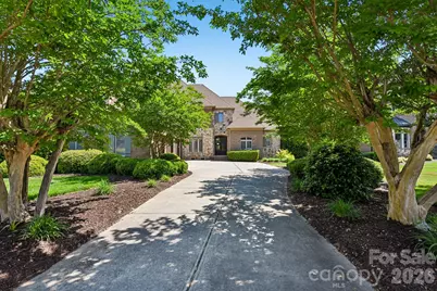 209 Glenmoor Drive, Waxhaw, NC 28173 - Photo 2