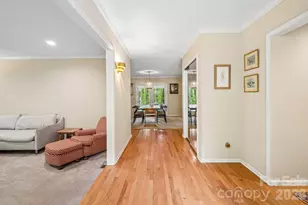 9 Westbridge Dr, Hendersonville, NC 28739 - Photo 6