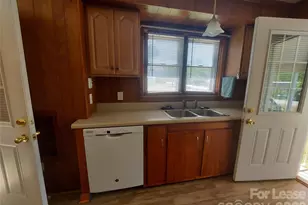3121 Corliss St, Salisbury, NC 28147 - Photo 8
