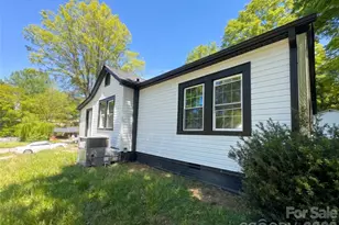 307 Ervin Dr, Cherryville, NC 28021 - Photo 2