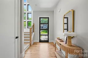 2333 Pinckney Ave, Charlotte, NC 28205 - Photo 2