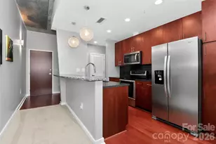 210 N Church St, Charlotte, NC 28202 - Photo 18