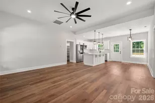 501 Snow St, Kannapolis, NC 28081 - Photo 2