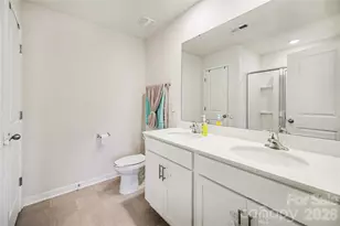 828 Larmore Ave, Charlotte, NC 28216 - Photo 16