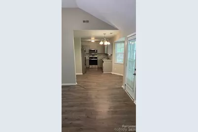 2633 Daffodil Drive, Charlotte, NC 28269 - Photo 4