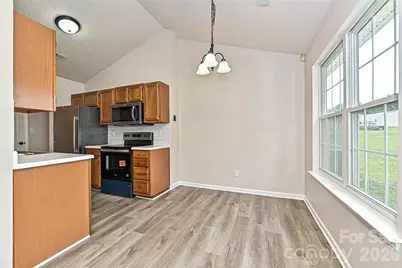 2015 Slater Springs Drive, Charlotte, NC 28216 - Photo 6