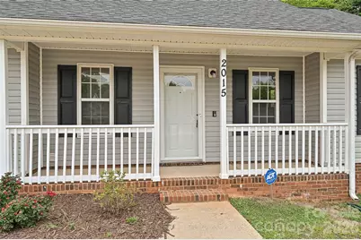 2015 Slater Springs Drive, Charlotte, NC 28216 - Photo 2
