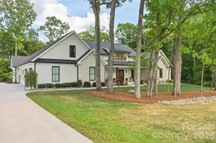 2855 Long Run Farm Rd, Mount Pleasant, NC 28124 - Photo 2