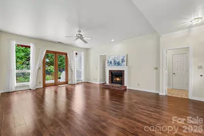 9102 Brightleaf Place, Charlotte, NC 28269 - Photo 4