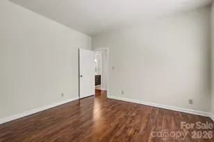 9102 Brightleaf Pl, Charlotte, NC 28269 - Photo 22