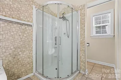 9102 Brightleaf Place, Charlotte, NC 28269 - Photo 16