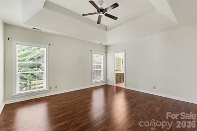 9102 Brightleaf Place, Charlotte, NC 28269 - Photo 12