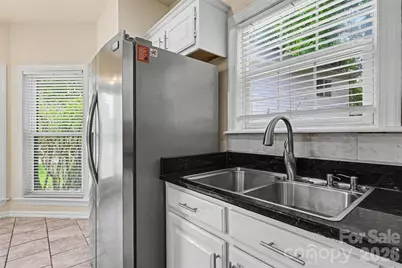 9102 Brightleaf Place, Charlotte, NC 28269 - Photo 10