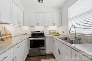 4500 Woodlark Ln, Charlotte, NC 28211 - Photo 1