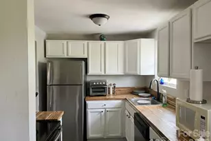108 York Park St, York, SC 29745 - Photo 2