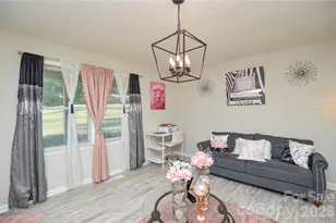 97 Robin Rd, Wadesboro, NC 28170 - Photo 6