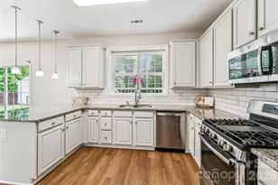 1206 E Arrow Lake Ct, Fort Mill, SC 29707 - Photo 8