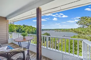 9709 Emerald Point Dr, Charlotte, NC 28278 - Photo 2