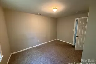 836 S Dalton St, Gastonia, NC 28052 - Photo 8