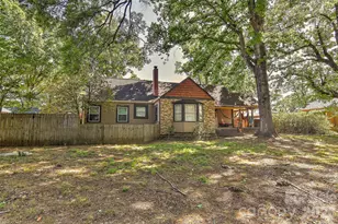 608 Worley St, Monroe, NC 28112 - Photo 2