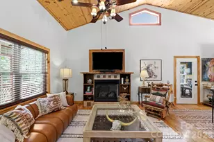 107 5th St, Black Mountain, NC 28711 - Photo 4
