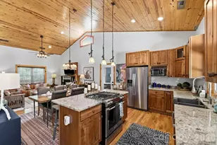 107 5th St, Black Mountain, NC 28711 - Photo 8