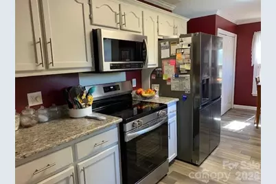 3061 Dry Ponds Road, Granite Falls, NC 28630 - Photo 12
