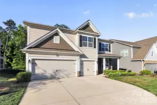 1212 Englewood Dr, Lake Wylie, SC 29710 - Photo 2