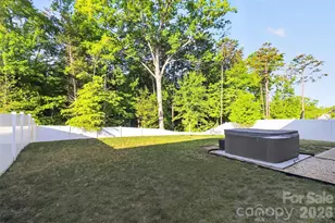 1212 Englewood Dr, Lake Wylie, SC 29710 - Photo 32