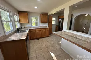 919 Orangewood St, Kannapolis, NC 28081 - Photo 8