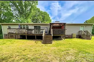 718 W Virginia Ave, Bessemer City, NC 28016 - Photo 2