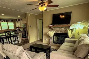 718 W Virginia Ave, Bessemer City, NC 28016 - Photo 6