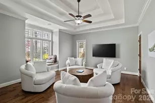 106 Farwood Ct, Flat Rock, NC 28731 - Photo 10
