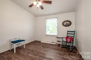 525 Mountain Meadows Dr, Bessemer City, NC 28016 - Photo 18
