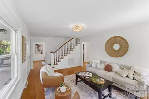 2137 Lanier Ave, Charlotte, NC 28205 - Photo 2