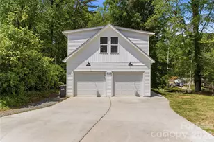 2137 Lanier Ave, Charlotte, NC 28205 - Photo 20