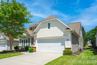 2221 Hartwell Lane, Fort Mill, SC 29707 - Photo 2