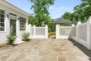 2738 Beverwyck Rd, Charlotte, NC 28211 - Photo 28