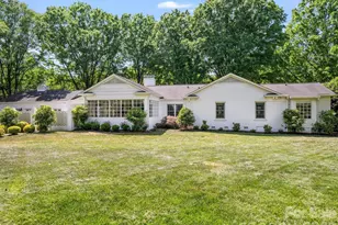 2738 Beverwyck Rd, Charlotte, NC 28211 - Photo 32