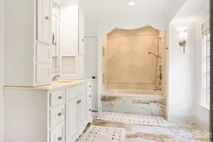 2738 Beverwyck Rd, Charlotte, NC 28211 - Photo 18