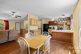 2095 Wildwood Dr, Hickory, NC 28601 - Photo 12