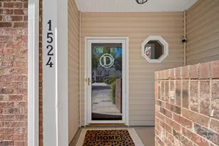 1524 Anthem Ct, Charlotte, NC 28205 - Photo 2