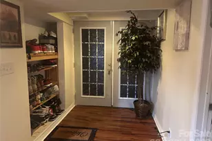 9716 Sunway Dr, Mint Hill, NC 28227 - Photo 2