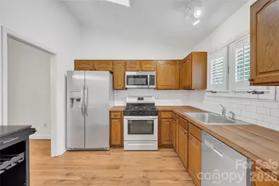 401 Wellington Hills Circle, Salisbury, NC 28147 - Photo 2
