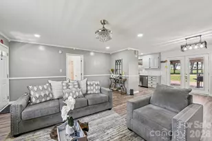 140 Clearview Rd, Statesville, NC 28625 - Photo 10