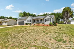 140 Clearview Rd, Statesville, NC 28625 - Photo 4