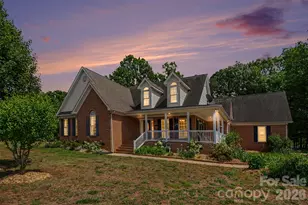 112 Hancock Crossing, Clover, SC 29710 - Photo 2