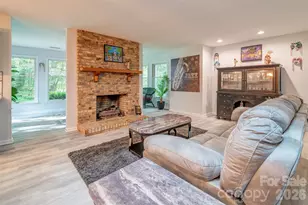 3 Sunningdale Dr, Flat Rock, NC 28731 - Photo 8